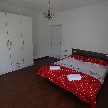 Apartment Marin Donji Seget Eksteriør bilde